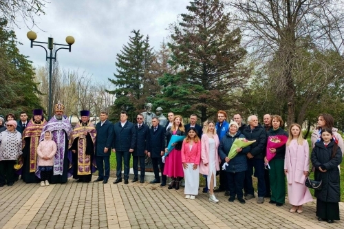 Открытие памятника Петра и Февронии Муромских в Армянске